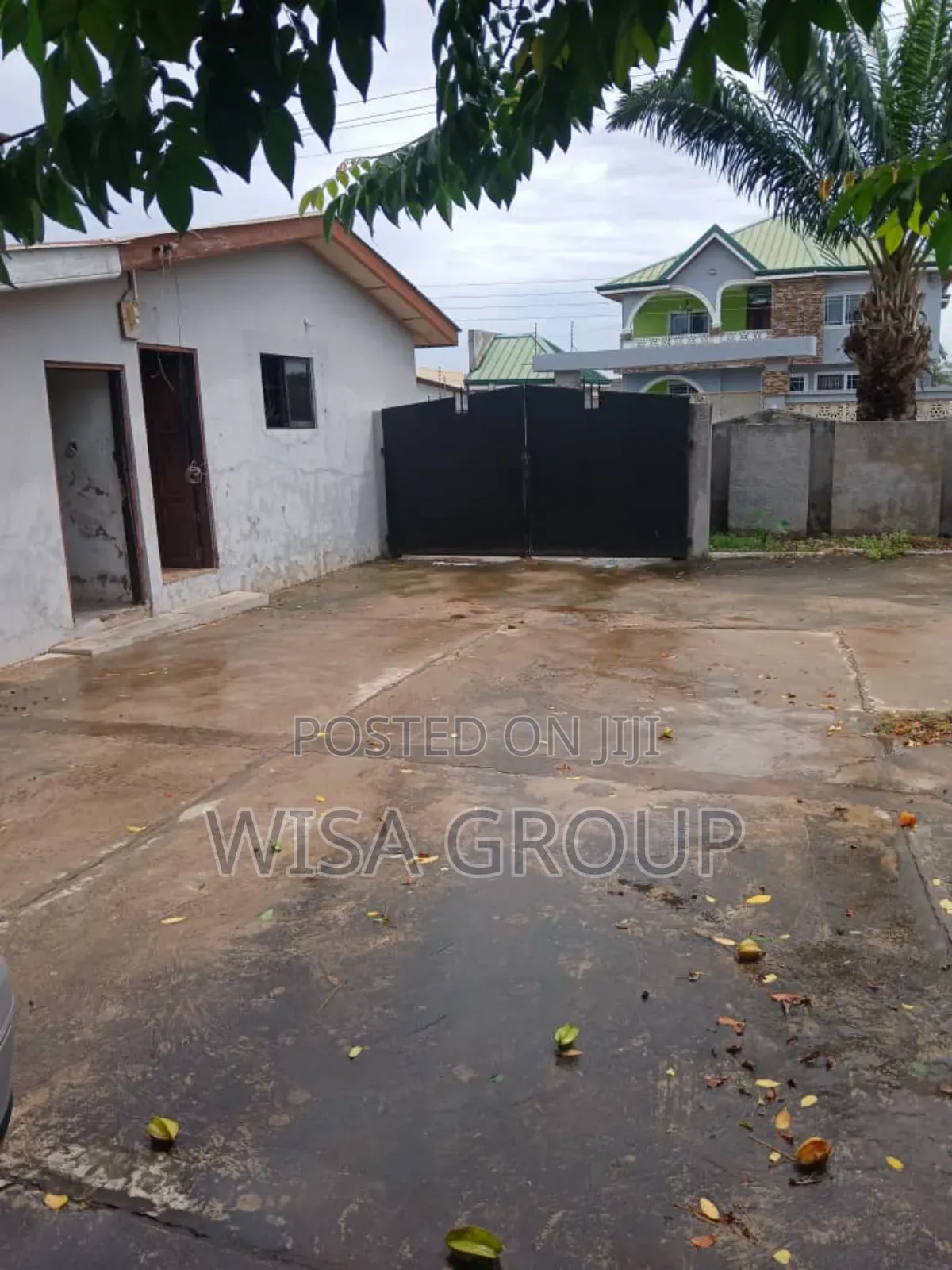6bdrm House in Wisa Group, Accra Metropolitan for sale