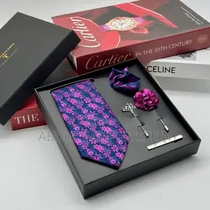 Elegant Paisley Accessory Set