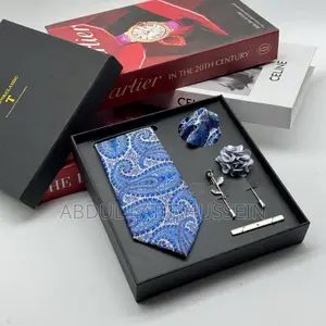 Elegant Paisley Accessory Set