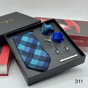 Elegant Paisley Accessory Set