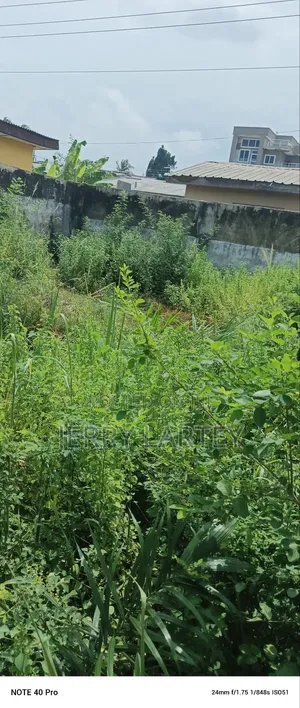 5bdrm Apartment in Dansoman for sale