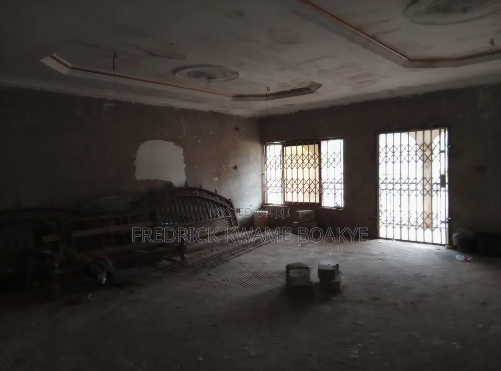 5bdrm House in Brother K Estate, Kumasi Metropolitan for sale