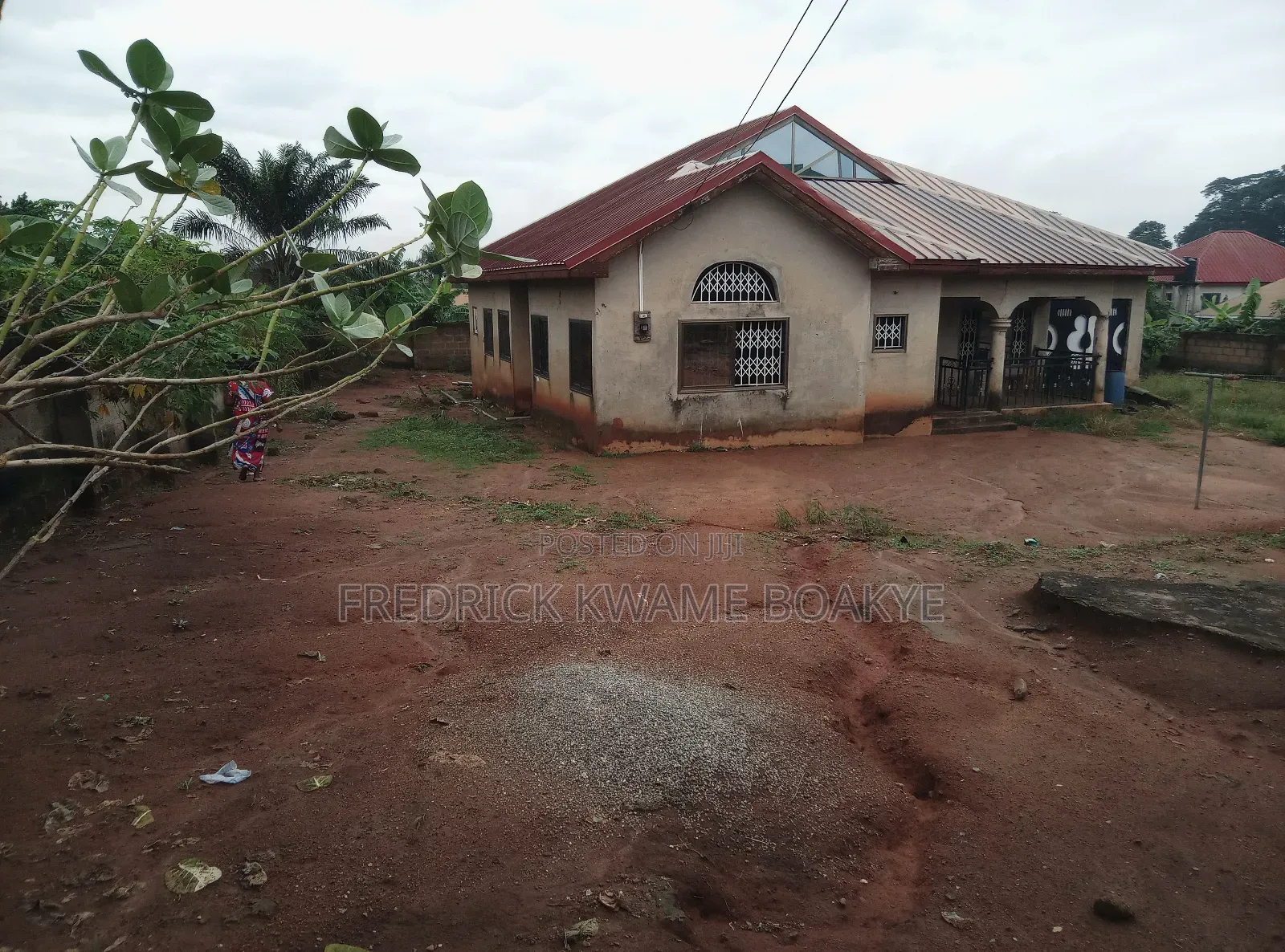5bdrm House in Brother K Estate, Kumasi Metropolitan for sale