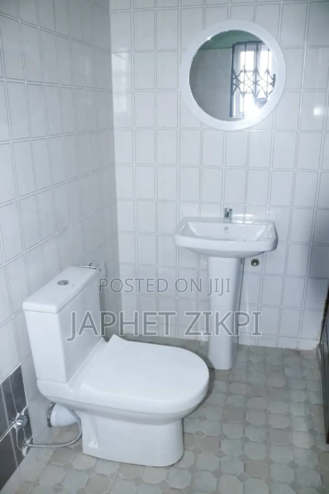 18bdrm Apartment in Kwabenya for sale