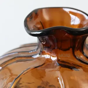 Flower Vase (Amber)