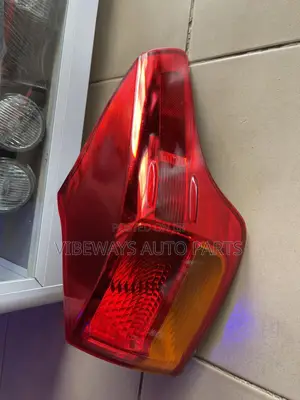 Toyota Rav4 2015-2018 Taillights Used