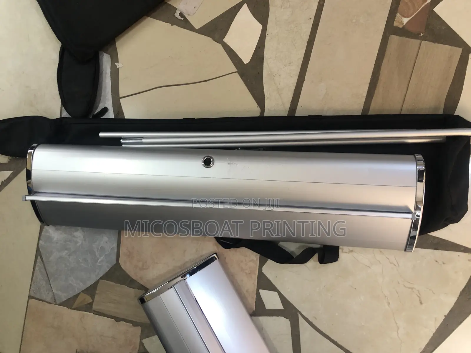 Pull Up an Roll Up Machine