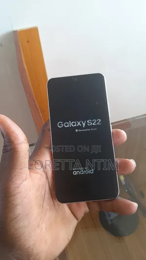New Samsung Galaxy S22 5G 256 GB White