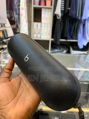 Beats Pill