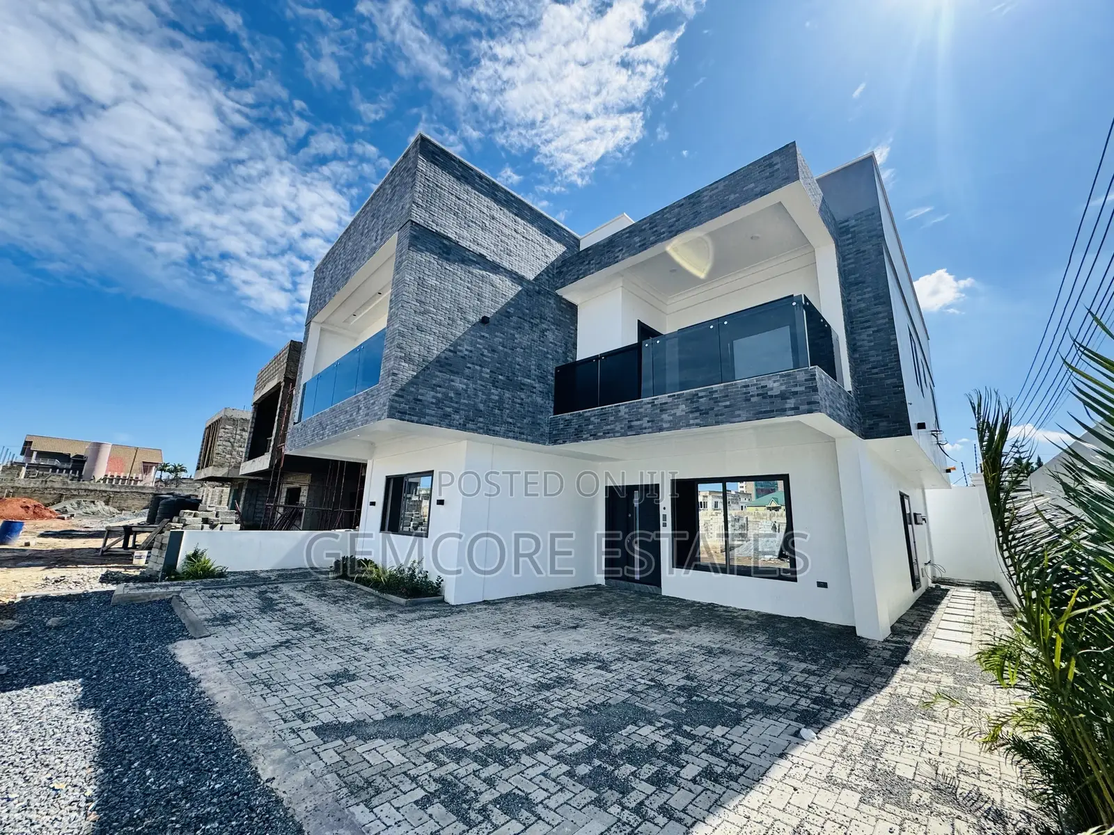 4bdrm House in Adjiringanor, East Legon for sale