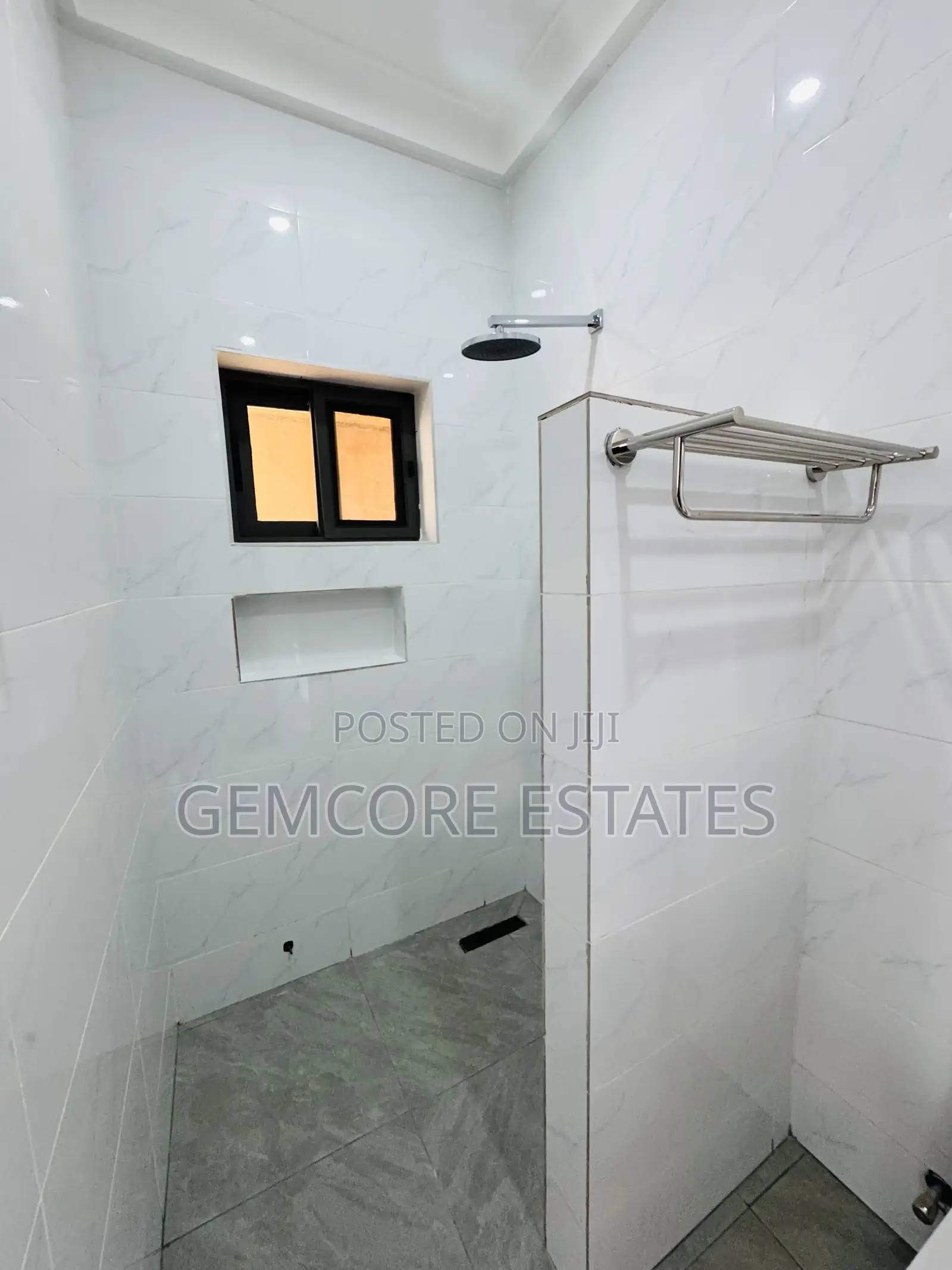 4bdrm House in Adjiringanor, East Legon for sale