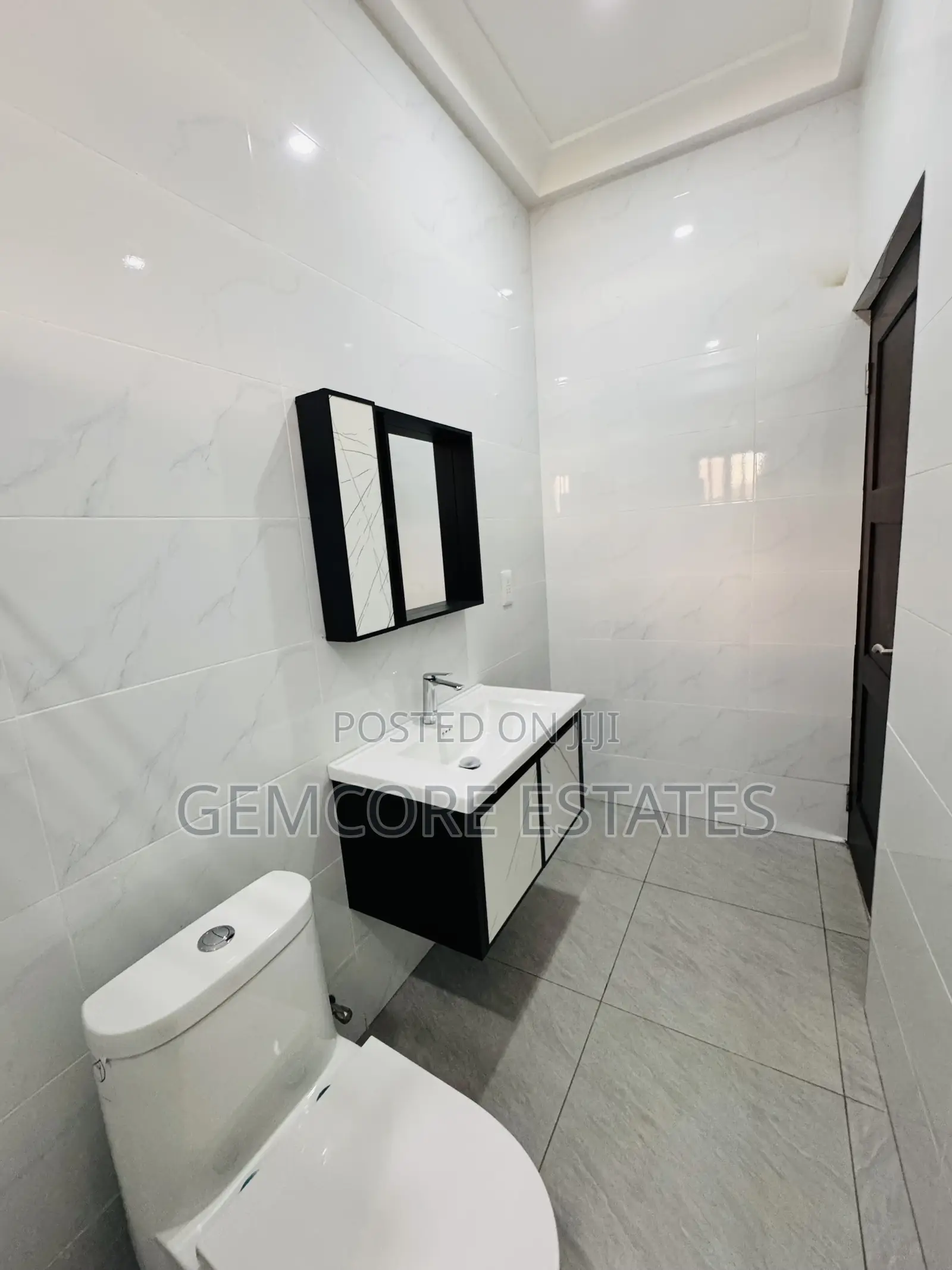 4bdrm House in Adjiringanor, East Legon for sale