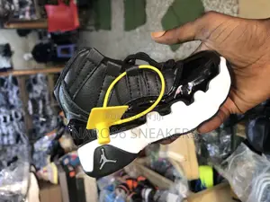 Jordan Retro 13 Lit