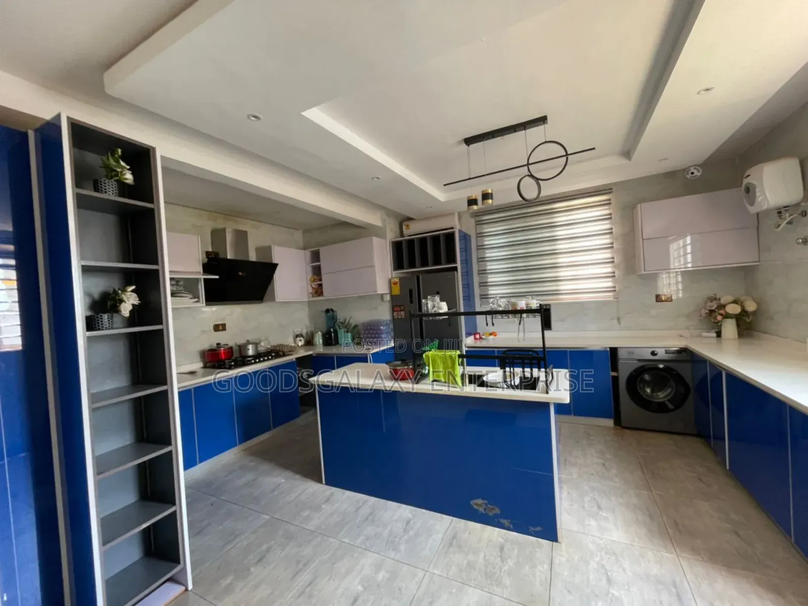 Furnished 6bdrm Mansion in Kumasi Metropolitan for sale