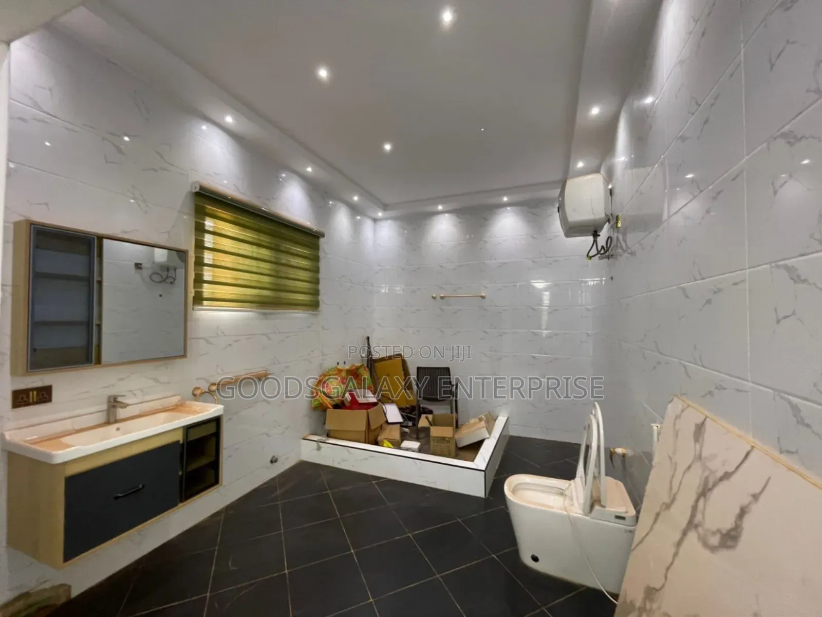 Furnished 6bdrm Mansion in Kumasi Metropolitan for sale