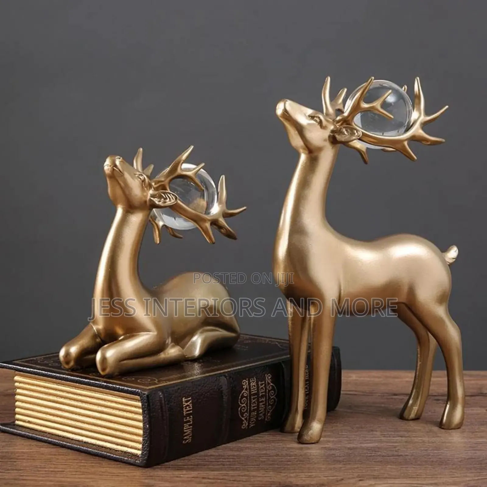 Figurines Couple Deer