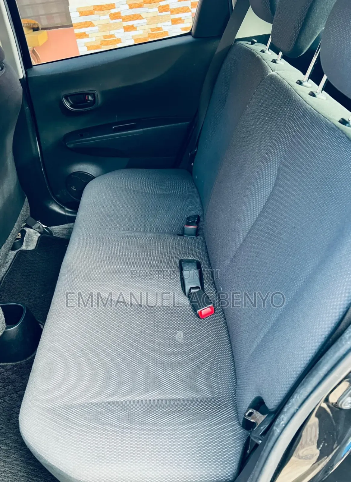 Toyota Vitz 1.3 FWD 5dr 2014 Black