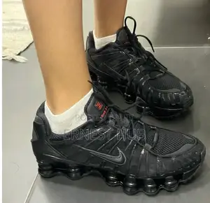 Nike Shox Black