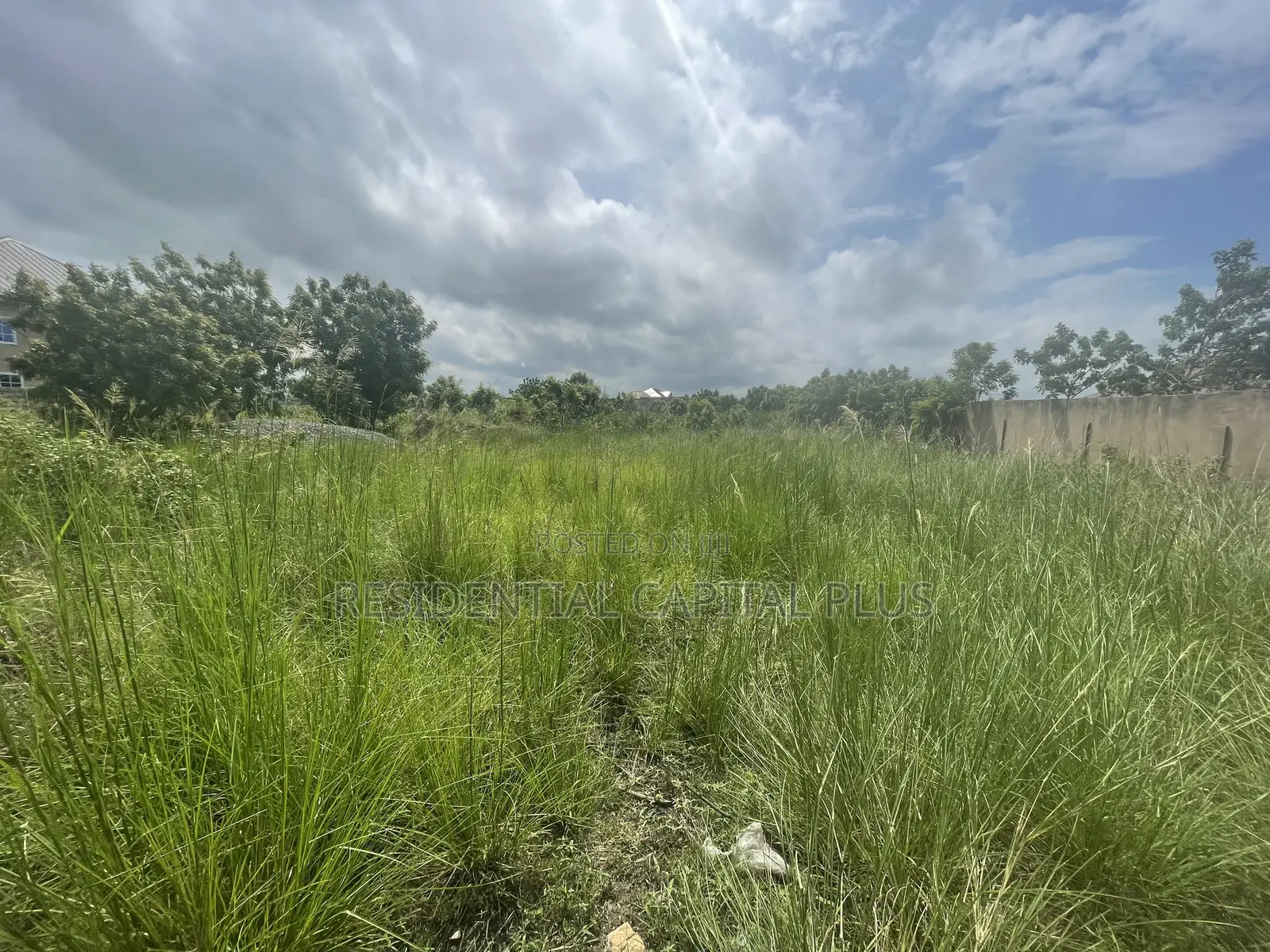 Titled Residential Land – 1 Acre Opposite Gb Oil, Abekope