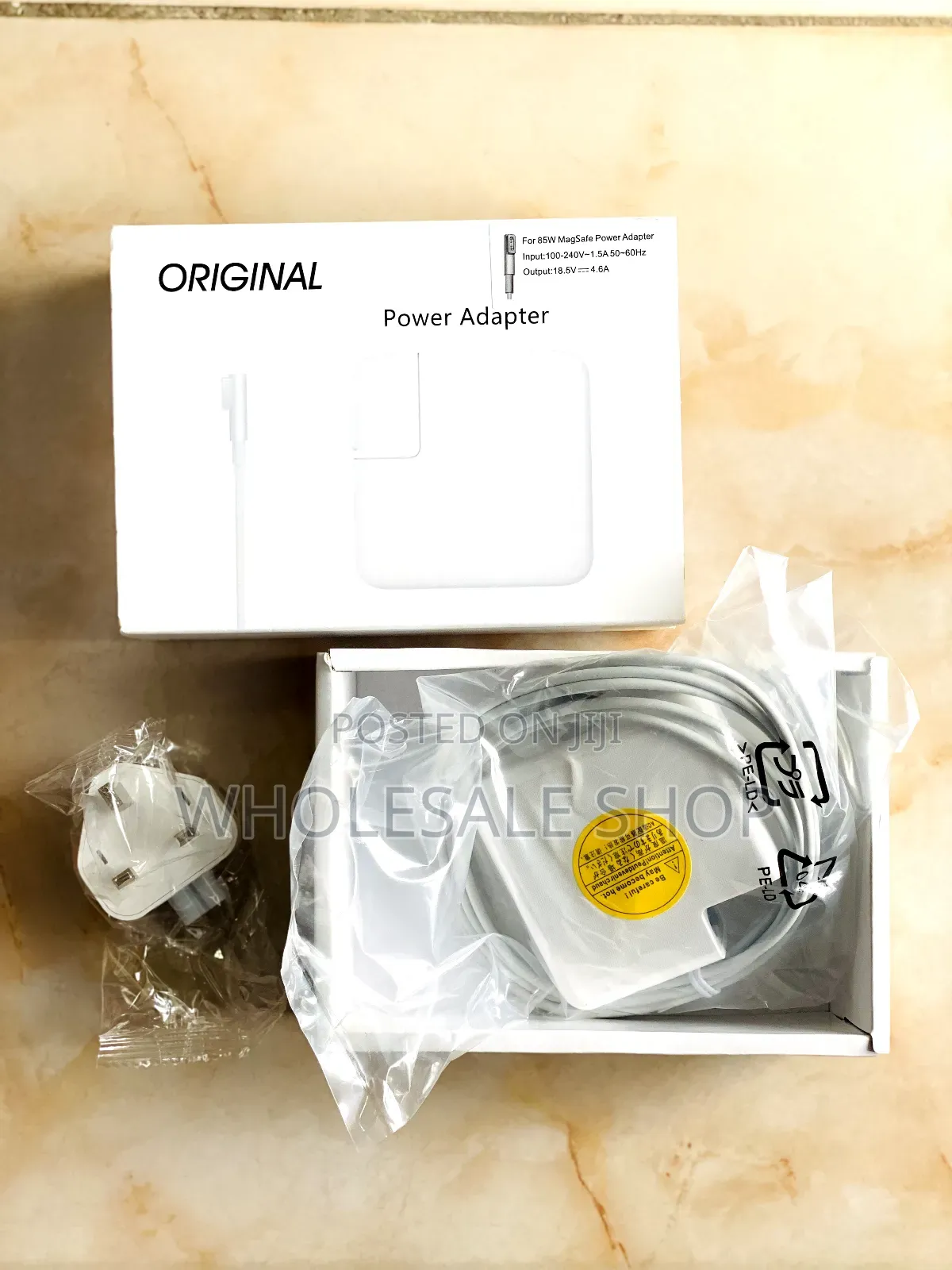 85w Magsafe Power Adapter ( Macbook Adpater)