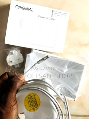 85w Magsafe Power Adapter ( Macbook Adpater)