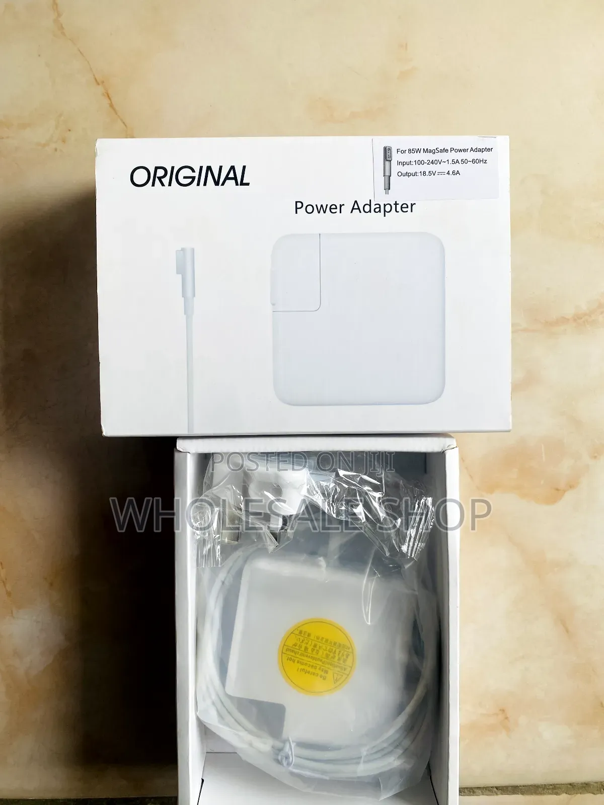 85w Magsafe Power Adapter ( Macbook Adpater)
