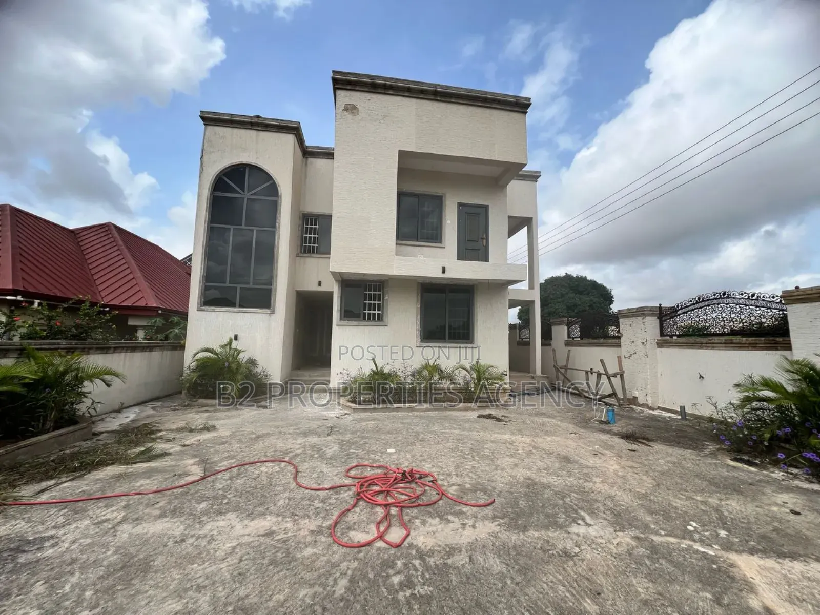 Furnished 4bdrm House in B2 Properties Agency, Kumasi Metropolitan