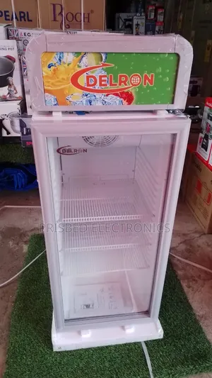 "Delron Display / Showcase Fridge 115 Litres