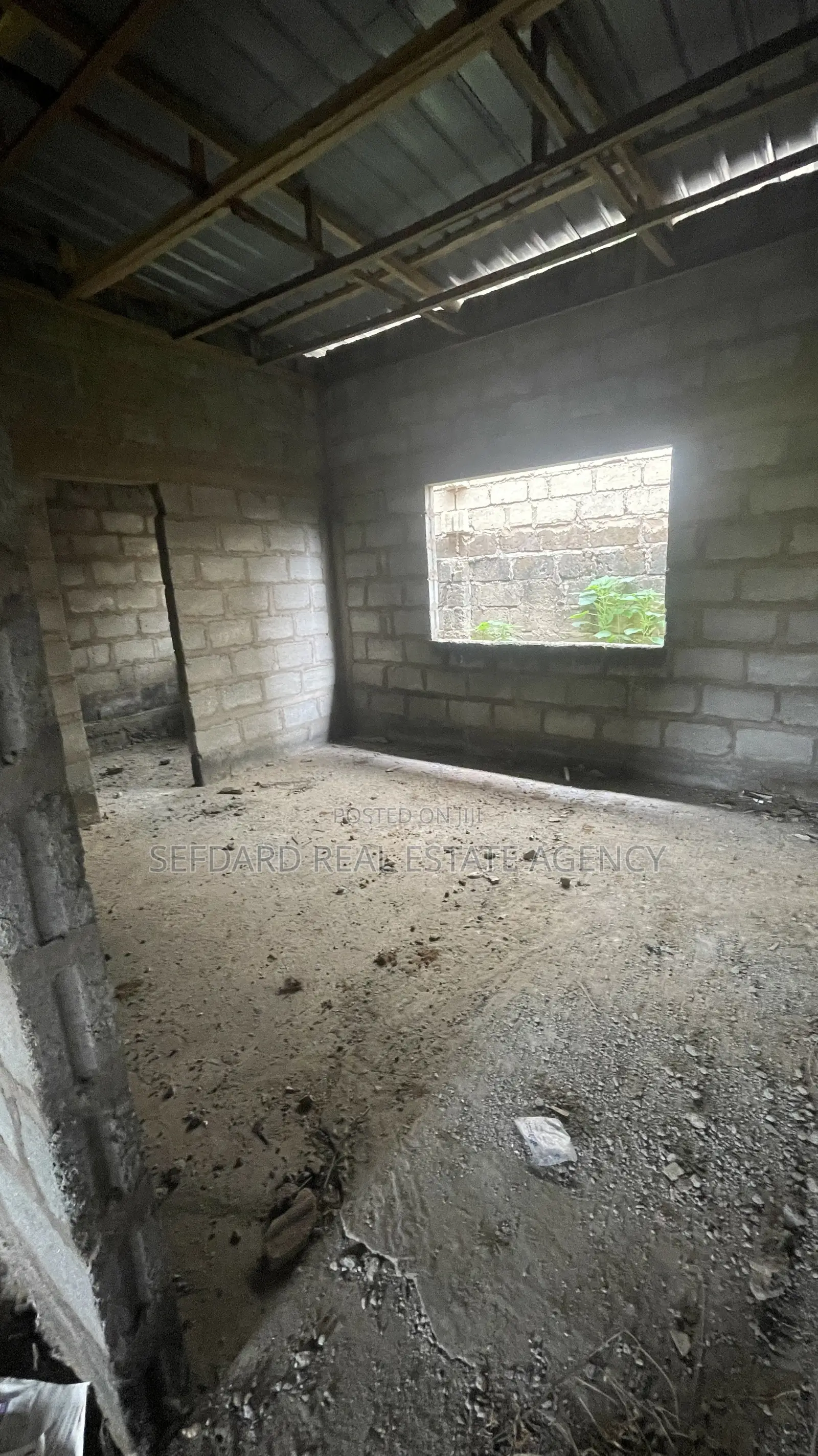 4bdrm House in Sefdard Real Estate, Amasaman for sale