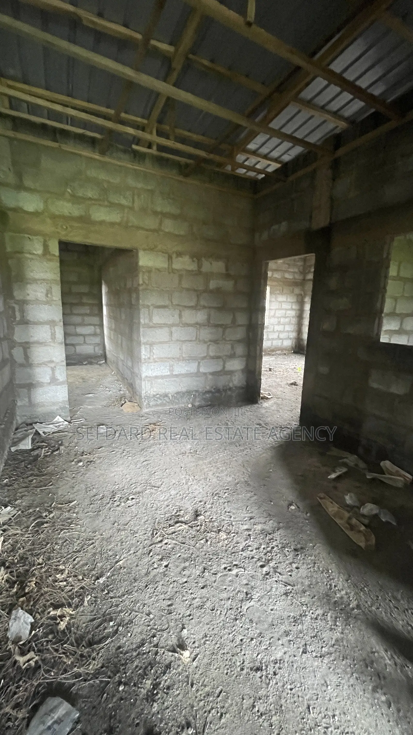 4bdrm House in Sefdard Real Estate, Amasaman for sale