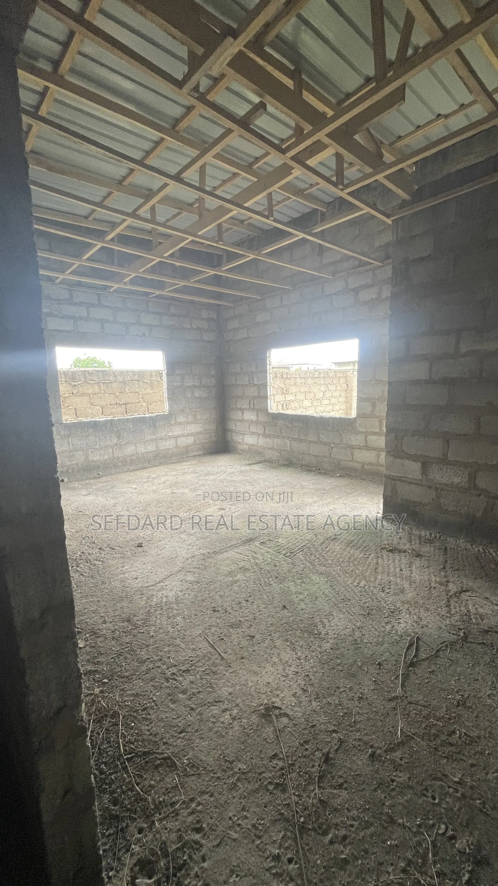 4bdrm House in Sefdard Real Estate, Amasaman for sale