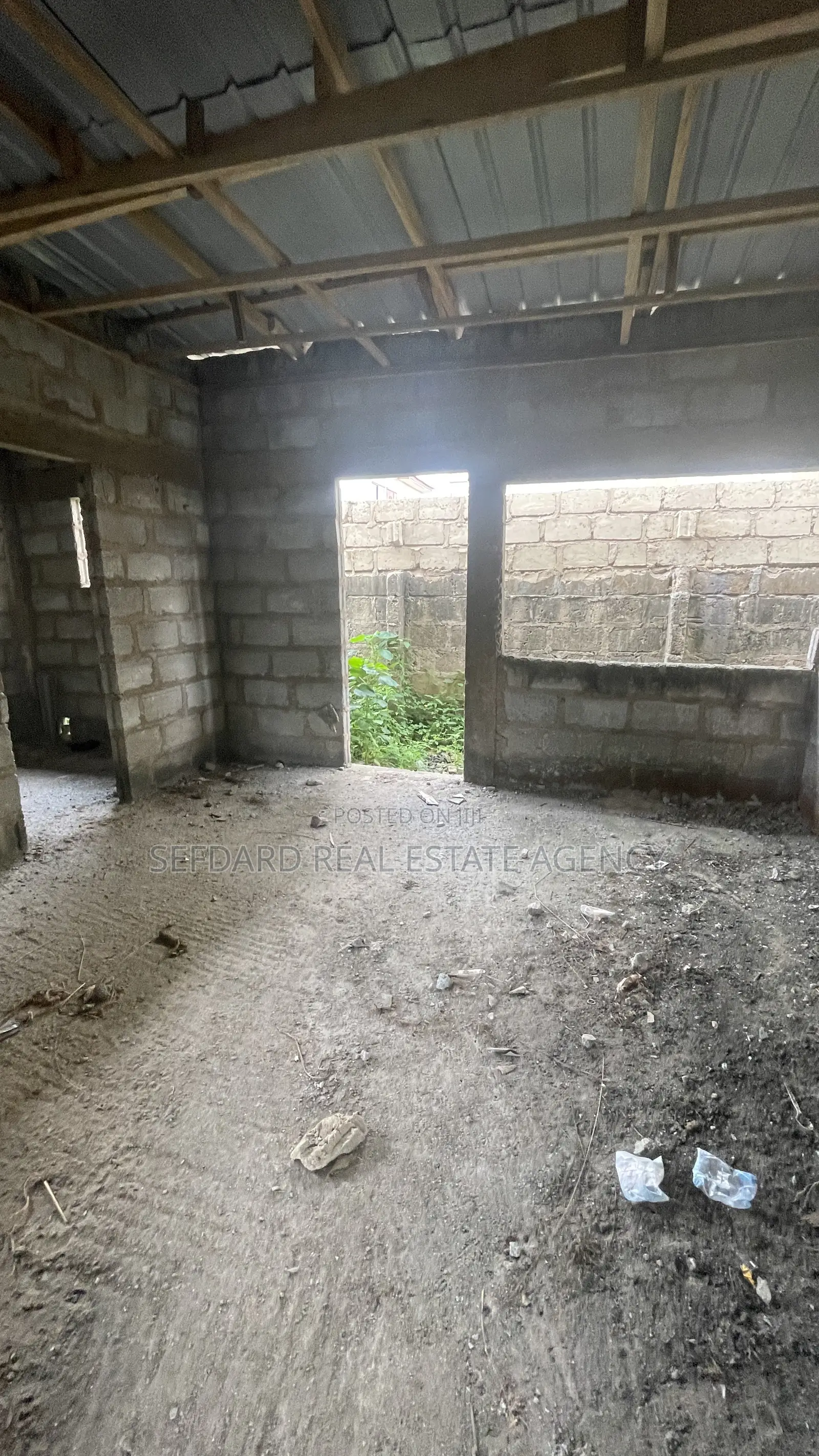 4bdrm House in Sefdard Real Estate, Amasaman for sale