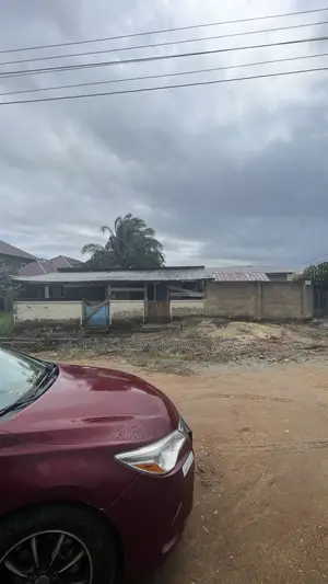 3bdrm House in Sefdard Real Estate, Amasaman for sale