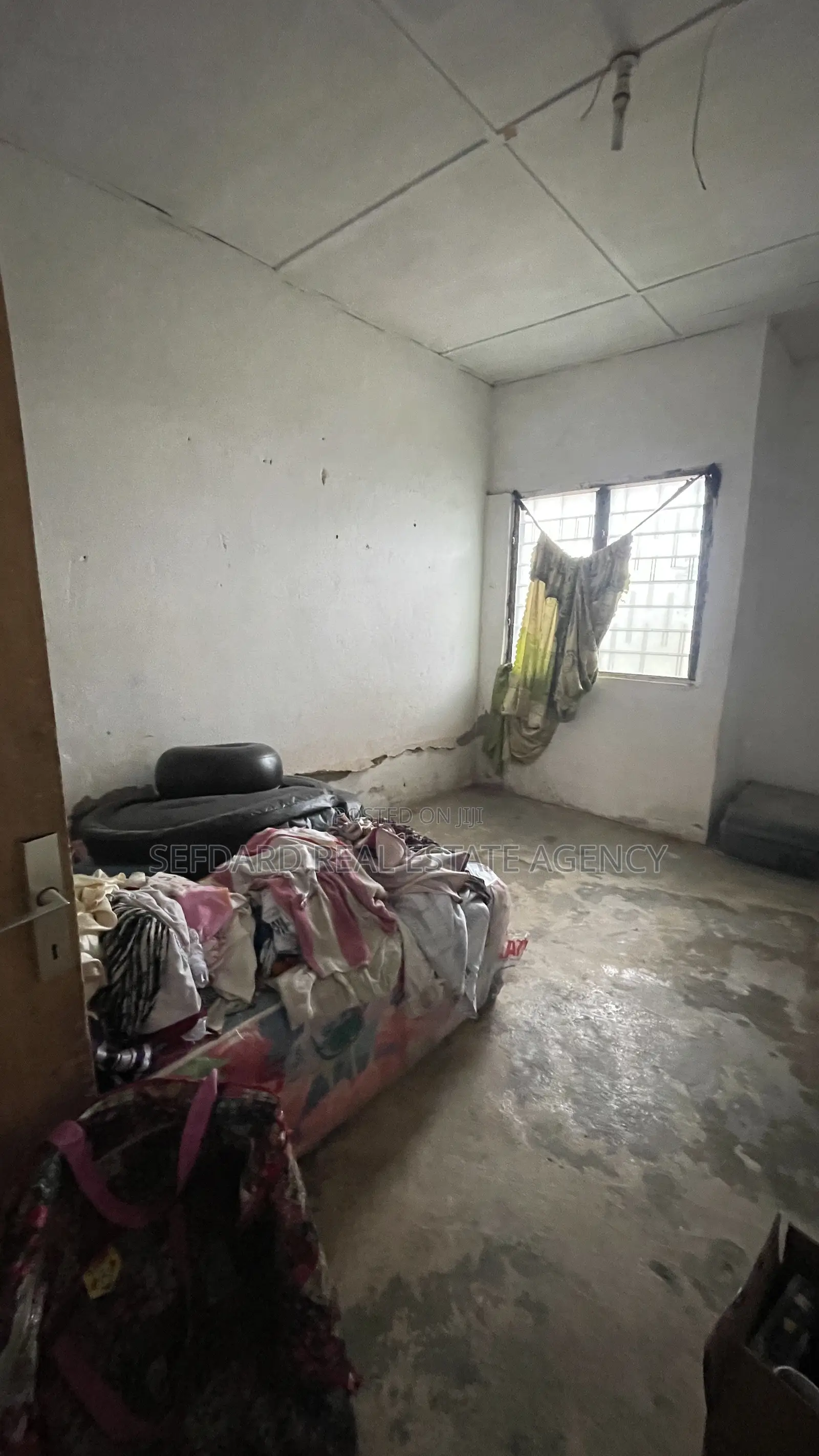 3bdrm House in Sefdard Real Estate, Amasaman for sale