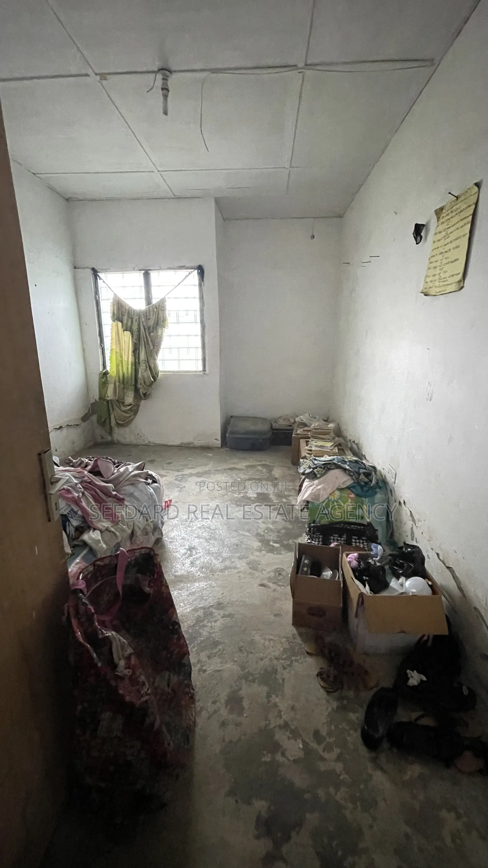 3bdrm House in Sefdard Real Estate, Amasaman for sale