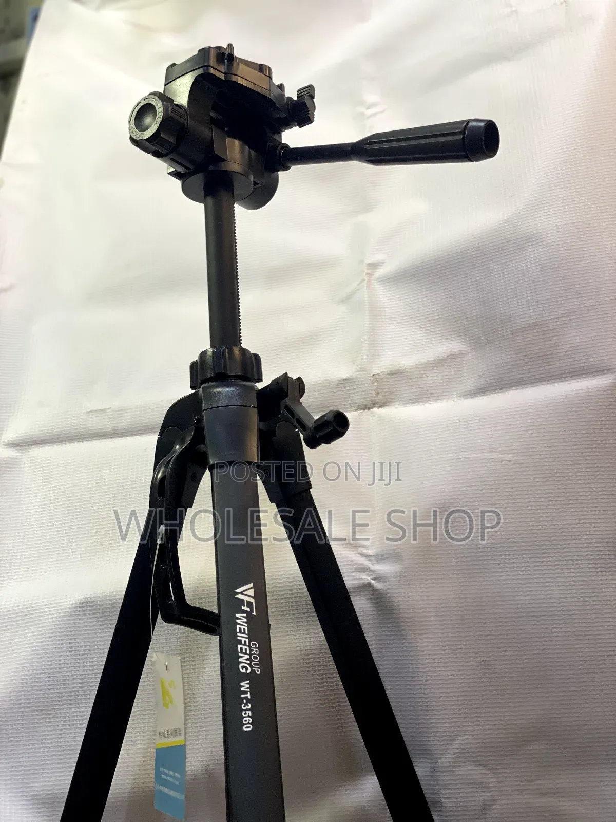 Wt-3560 Tripod ( Cameras and Phones )