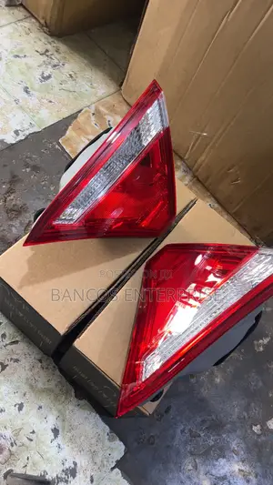 2015-2017 Toyota Camry Boot Light