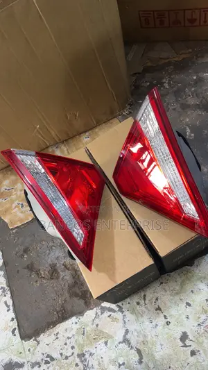 2015-2017 Toyota Camry Boot Light