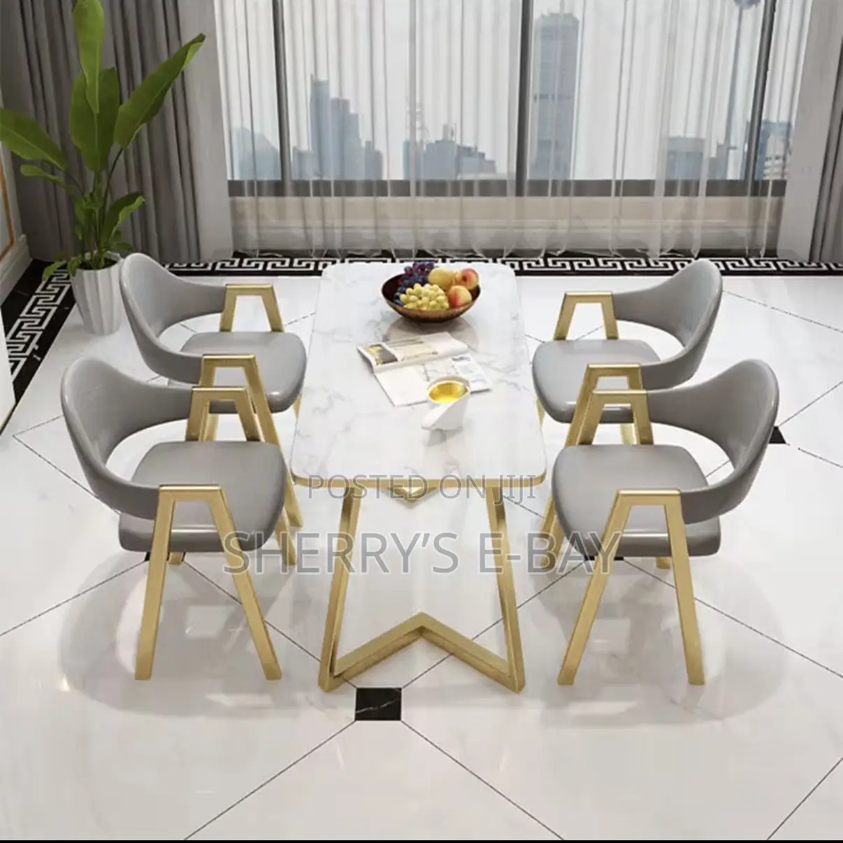 Luxurious Dining Set