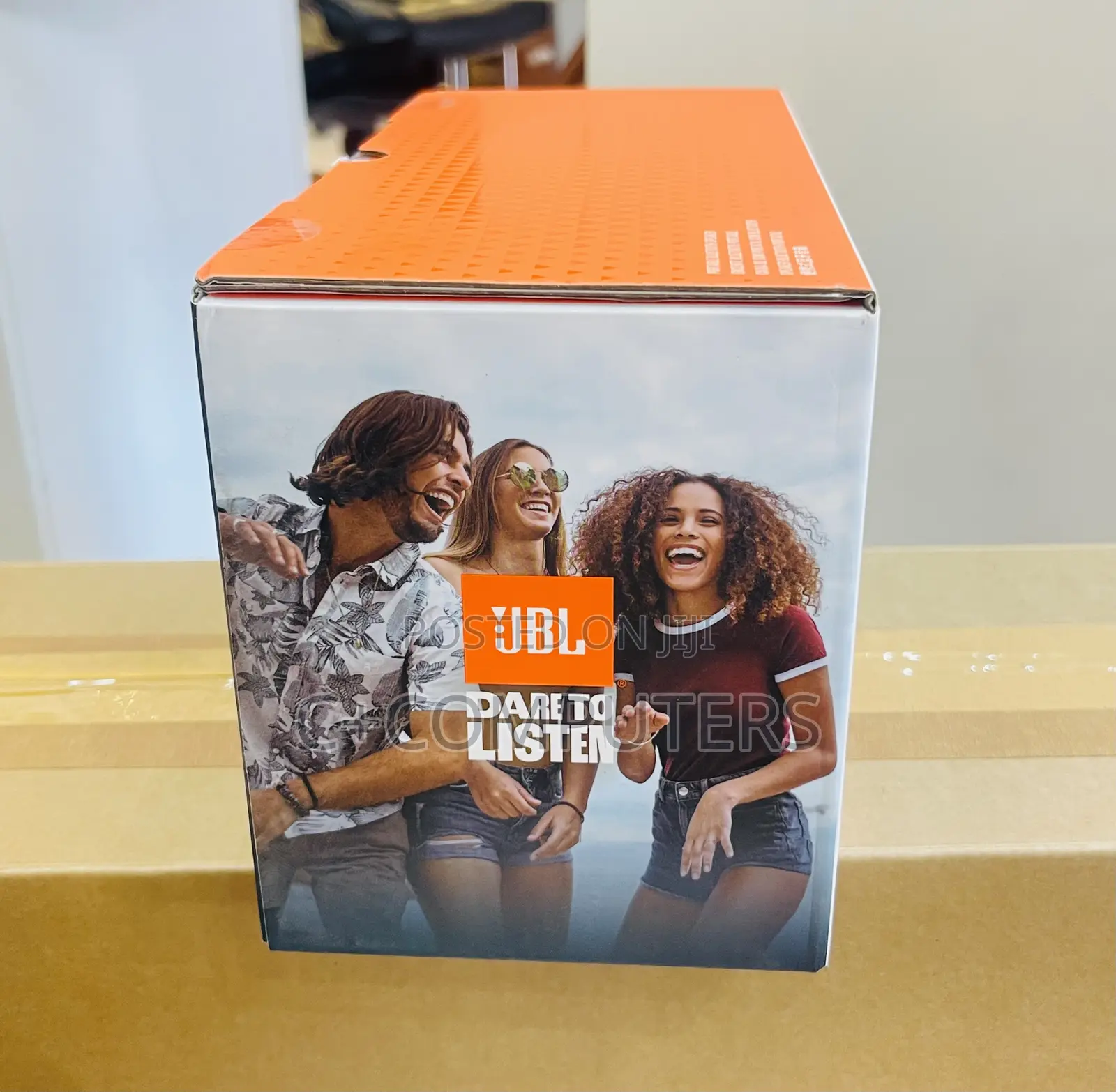 JBL Harman Charger 6 Speaker