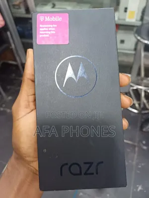 New Motorola Razr 5G 256 GB Black