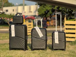 4 in 1 High Durability Anticrake Luggages Set