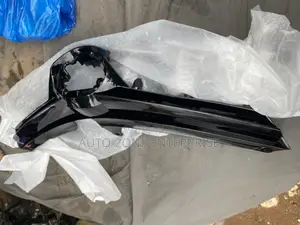 Toyota Corolla 2017 2018 2019 Bumper Upper Grille