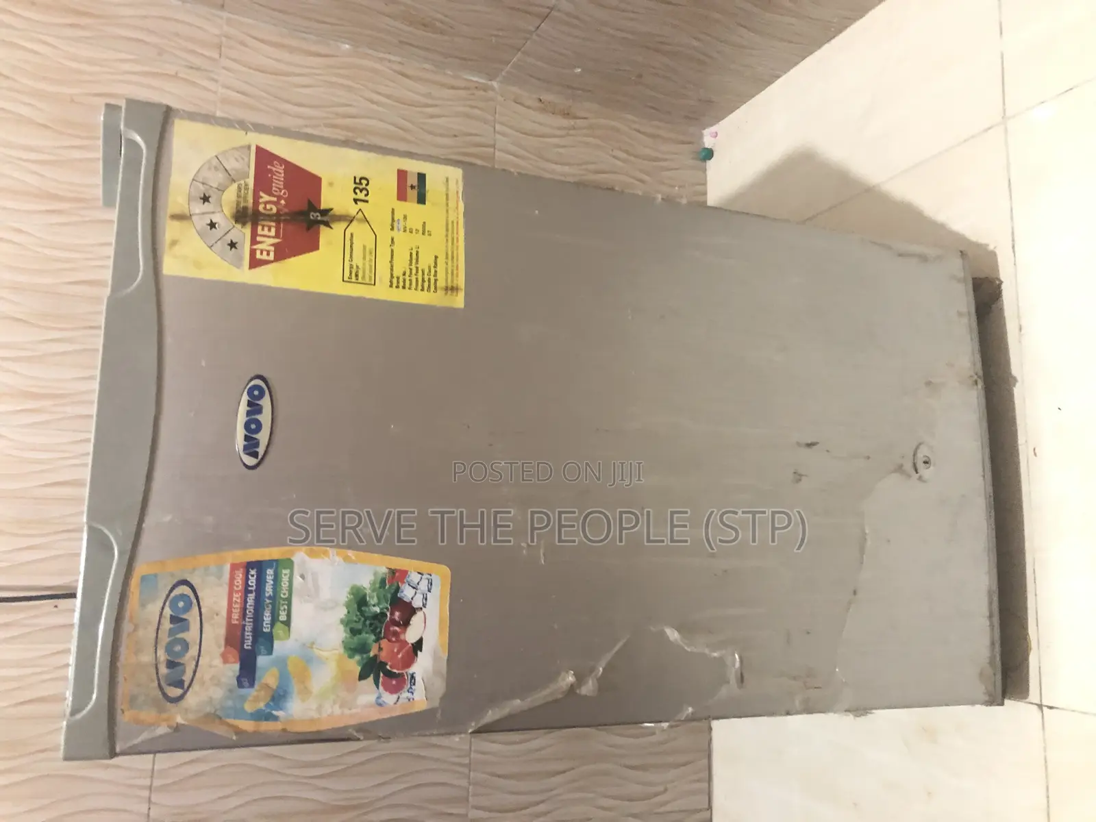 Immaculate Sub-Zero Table Top Fridge