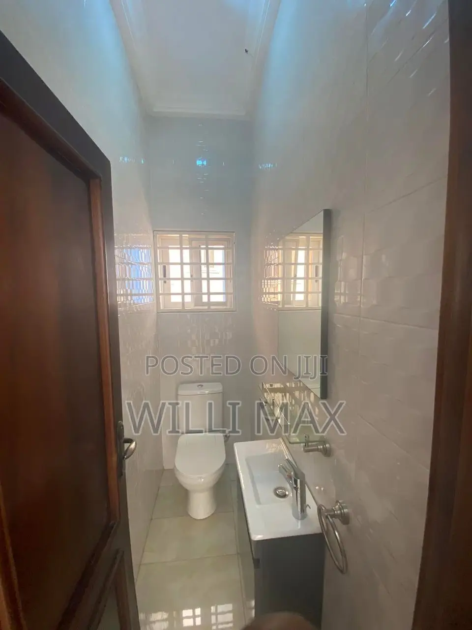 3bdrm Bungalow in Oyarifa, Ghana Flag for sale