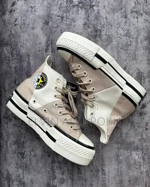 Converse Chuck High - Top In Different Colours , Swipe>>>