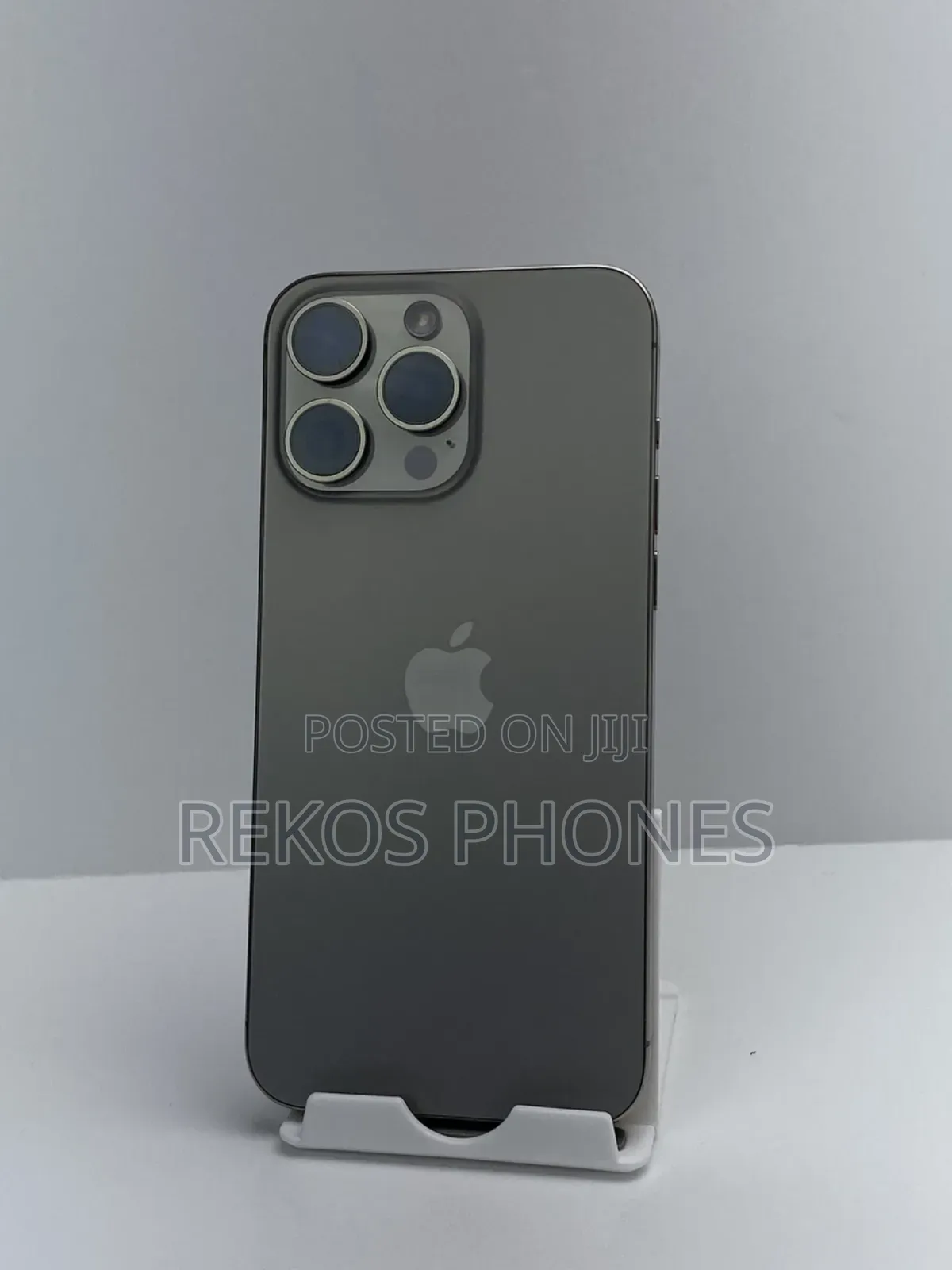 New Apple iPhone 15 Pro Max 256 GB Silver