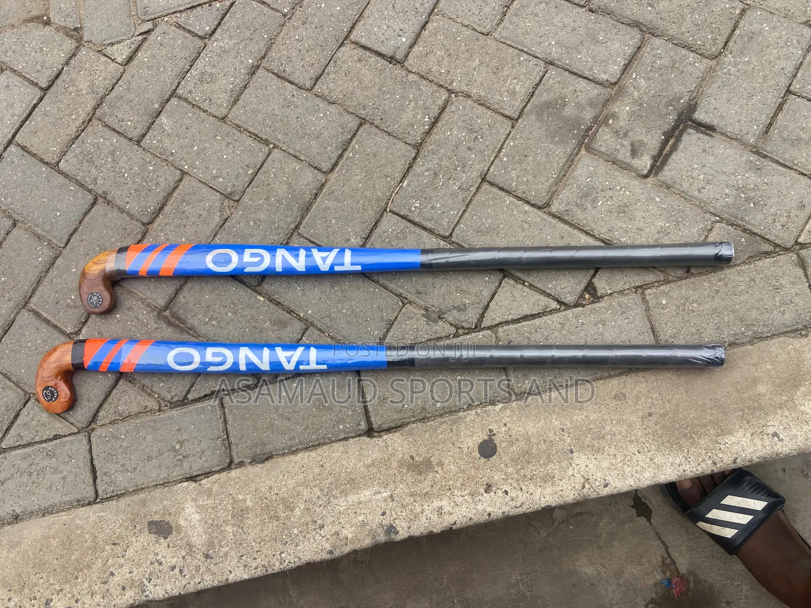 Original Hokey Stick Available At Cool Price