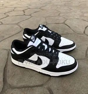 Nike Dunk Low Retro "Black / White - Panda"