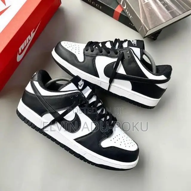 Nike Dunk Low Retro "Black / White - Panda"